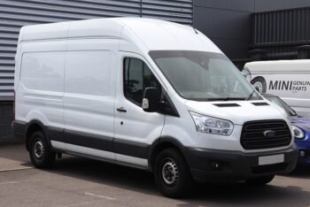 Ford Transit 9 places – location EuroDrive Paris