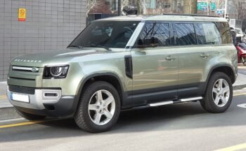 Land Rover Defender 110 – location EuroDrive Paris