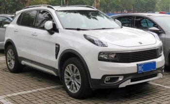 Lynk & Co 01 – location EuroDrive Paris