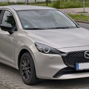 Mazda 2 Hybride – location EuroDrive Paris