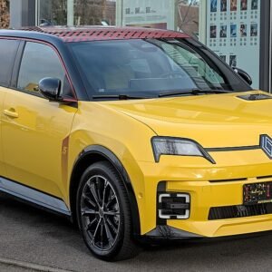 Renault 5 E-Tech – location EuroDrive Paris
