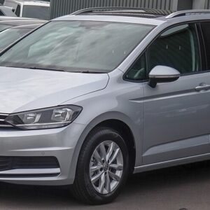 Volkswagen Touran 7 places – location EuroDrive Paris
